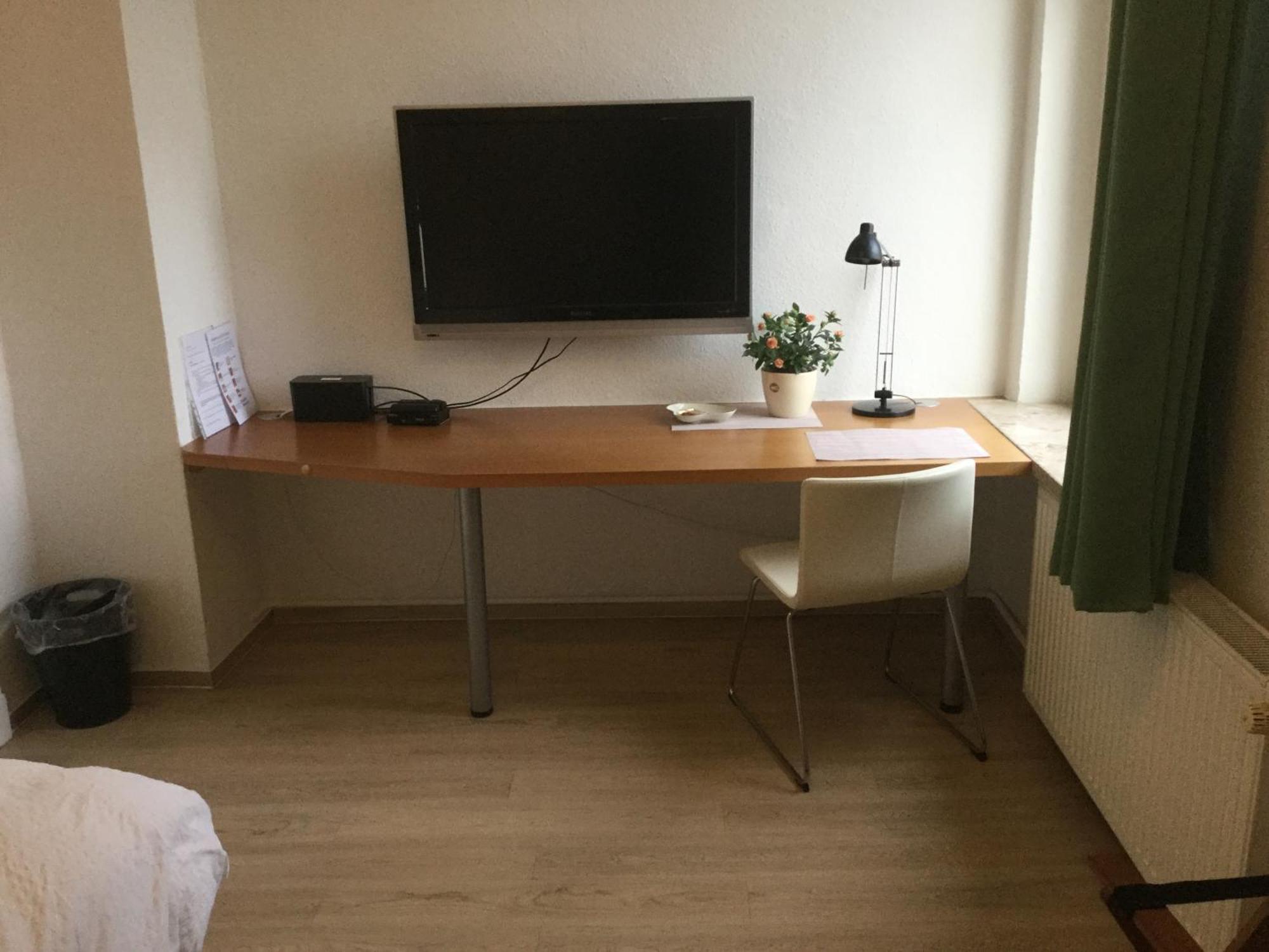 Ferienhaus Us Luett Hus Und Das Zimmer Linde Im Haupthaus Oldenburg Værelse billede
